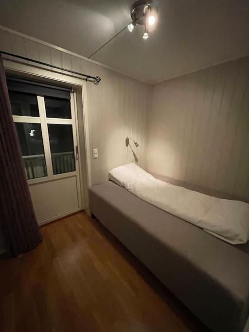 Skjomtind - Modern Apartment With Free Parking Нарвик Экстерьер фото